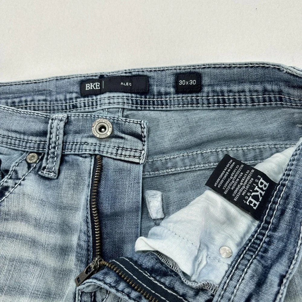 BKE Alec Jeans Mens 30x30 Blue Straight Stretch Denim Light Wash Casual Prep